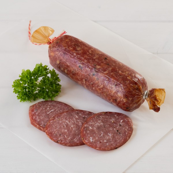 Geräucherte Mettwurst mit Knoblauch