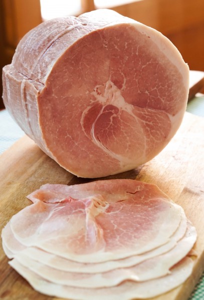 Kochschinken im Servierschnitt