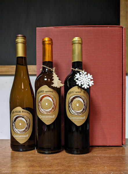 Weinpaket "Naturwein" von Gustavshof in Geschenkverpackung